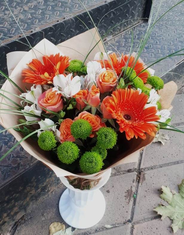 Букет цветов из: Герберы, Хризантемы, Альстромерии и Розы в Темиртау