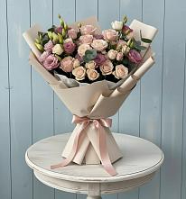 Букет цветов из:  Розы и Лизиантусы в Темиртау