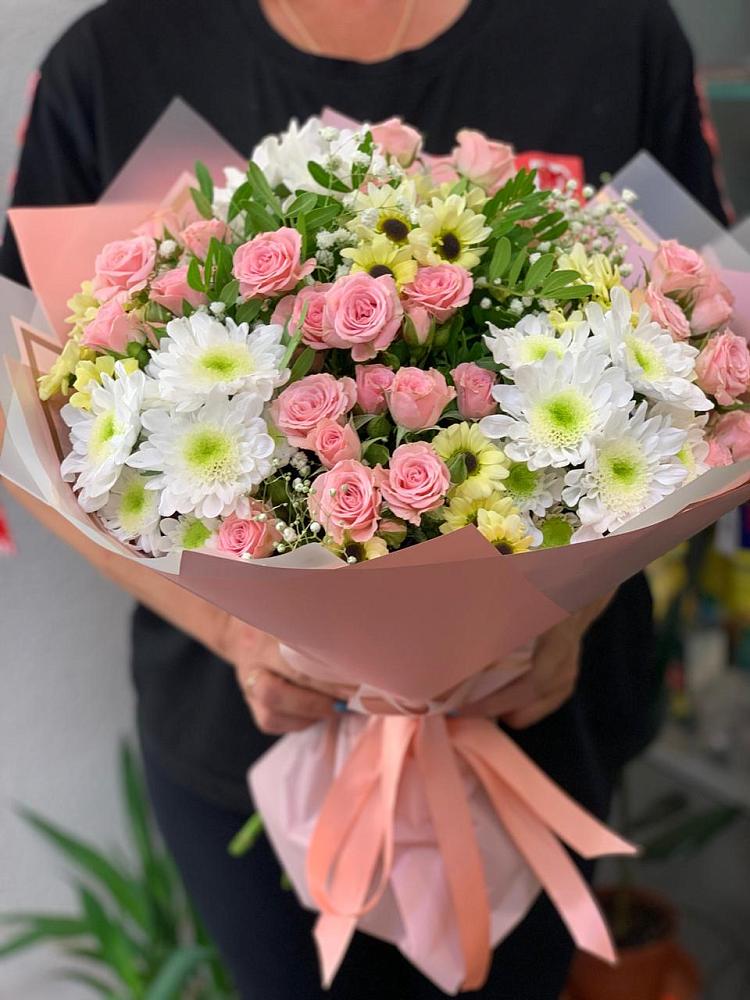 Букет цветов из: Розы и Хризантемы в Темиртау