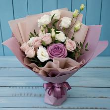 Букет Легкое дыхание в Темиртау Букет цветов из:  Розы и Лизиантусы в Темиртау