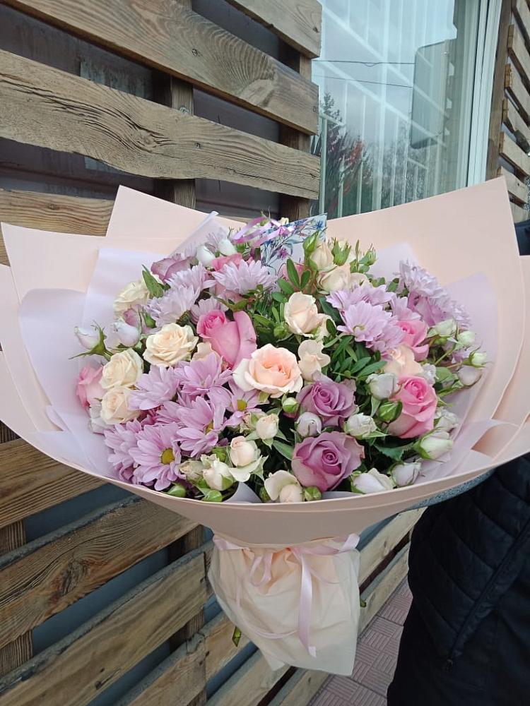 Букет цветов из: Розы и Хризантемы в Темиртау