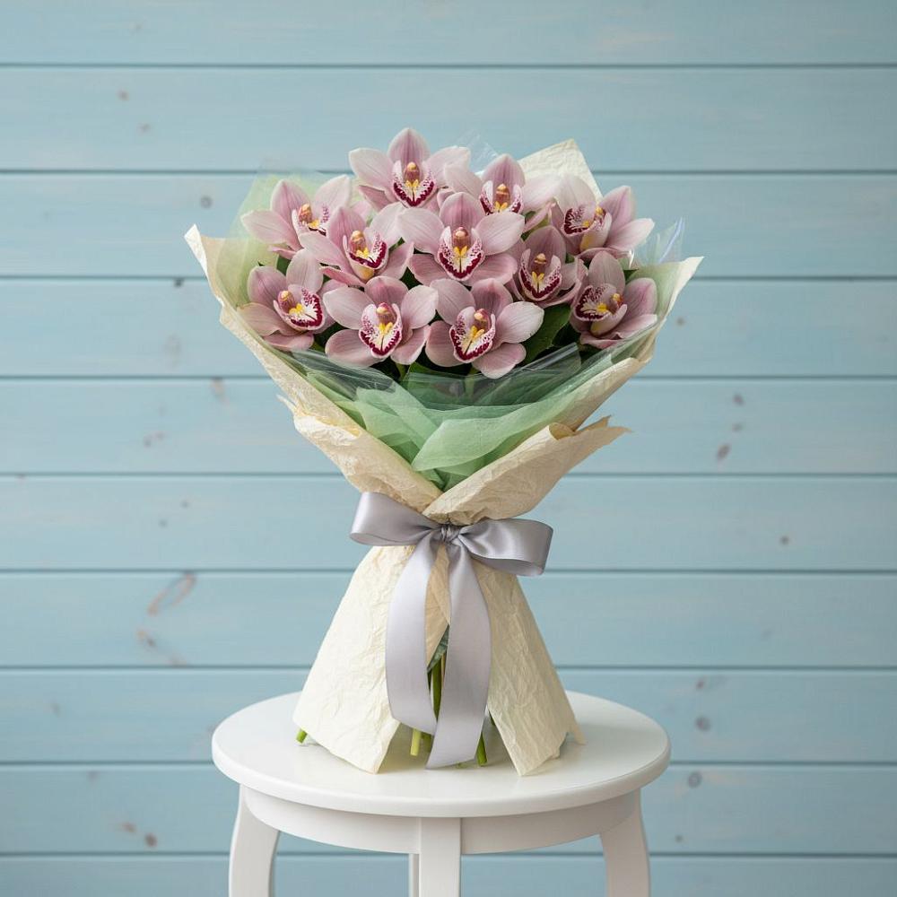 Букет 11 орхидей в Темиртау Букет цветов из: Орхидеи и Розы в Темиртау