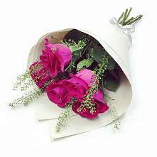 Букет ярко-розовый в Темиртау Букет цветов из: Розы в Темиртау