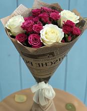 Букет Удивительный из роз в Темиртау Букет цветов из:  Розы в Темиртау