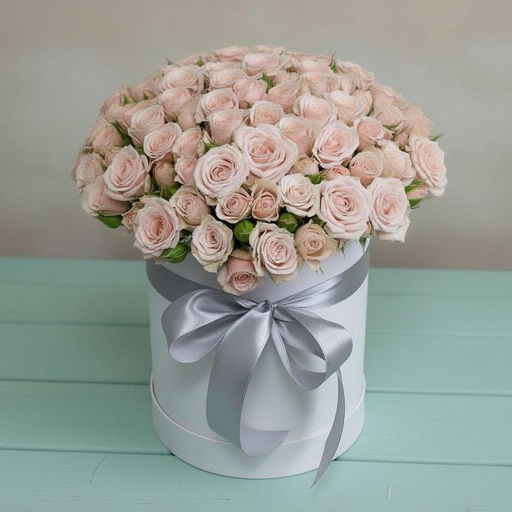 Композиция утонченная красота в Темиртау Цветочная композиция из Розы в шляпной коробке в Темиртау